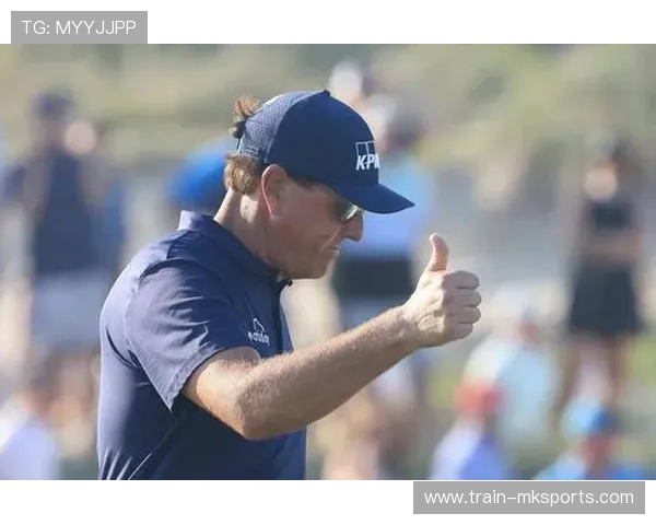 罗德里：低调的幕后英雄，用实力诠释冠军价值