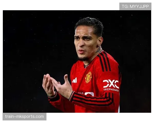 安东尼状态火热展现非凡才华，助球队重返胜利轨道