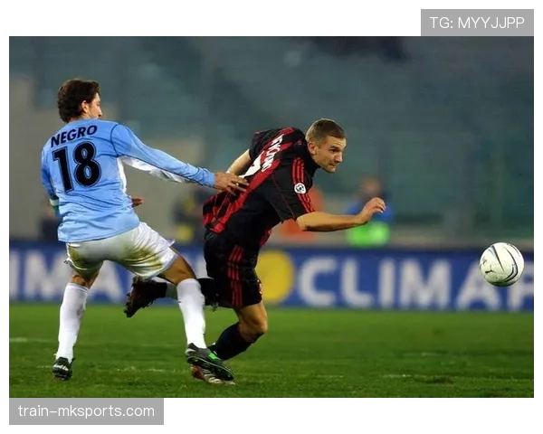 因扎吉执教理念助力AC米兰重拾团队协作，球队状态稳步攀升