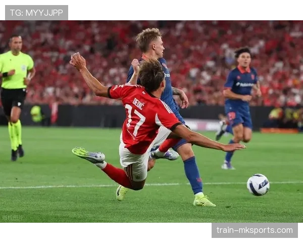 尼斯阵容深度分析:新赛季展现潜力和面临挑战 尼斯阵容深度分析:新赛季展现潜力和面临挑战