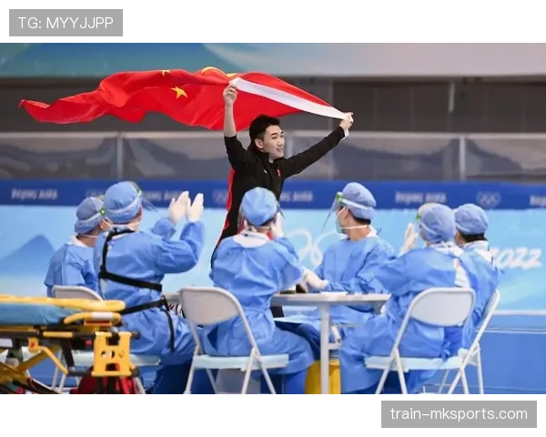 高亭宇训练完直接拎走一冰箱蛋白粉，这哥们是拿命在卷？